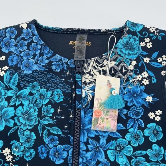 Johnny Was Fly Womens Zip Swimsuit Blue Floral Short Sleeve Neoprene One Piece M - Picture 8 of 9